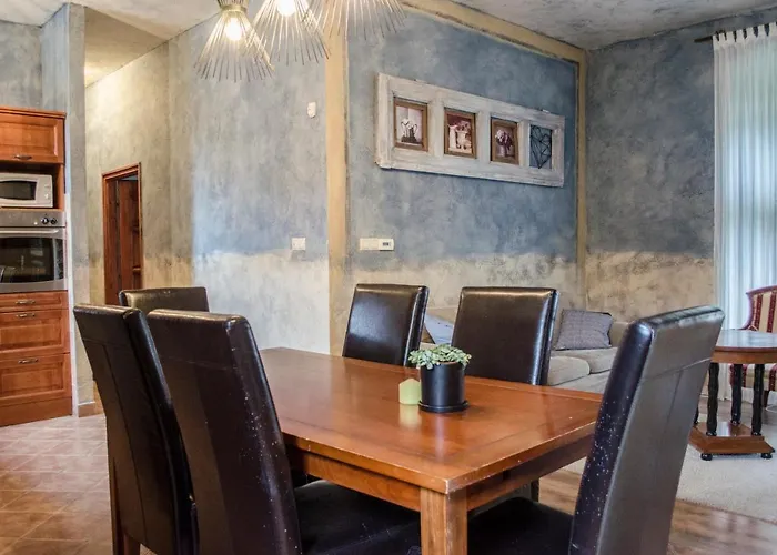 Kohaz Apartman 베스프렘
